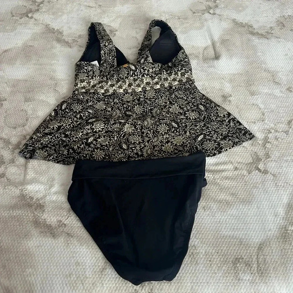 Amoressa Montague Camellia Tankini and Bikini Bottom Size 6 - Picture 11 of 12